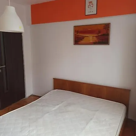 Lägenhet 2 Bedrooms Iulius Mall *
